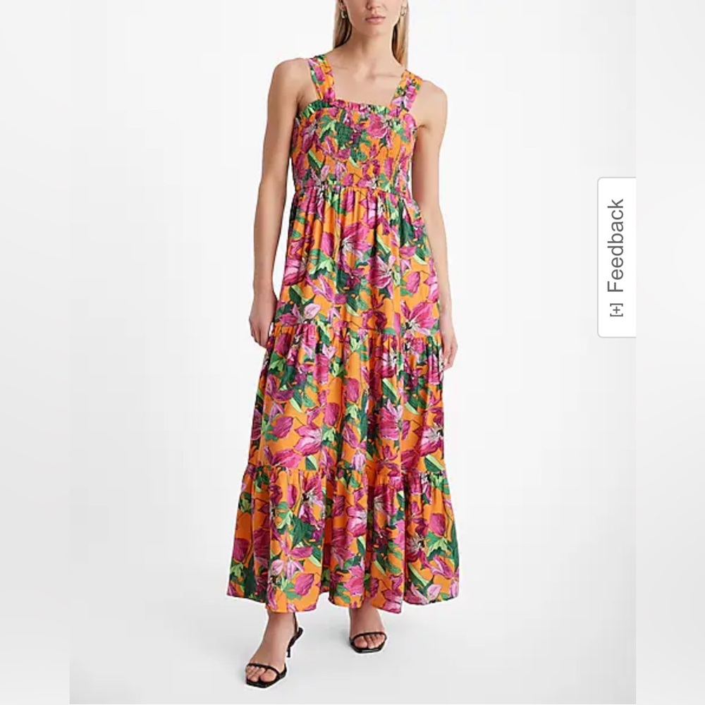 Express Floral Square Neck Sleeveless
Smocked Tiered Maxi Dress